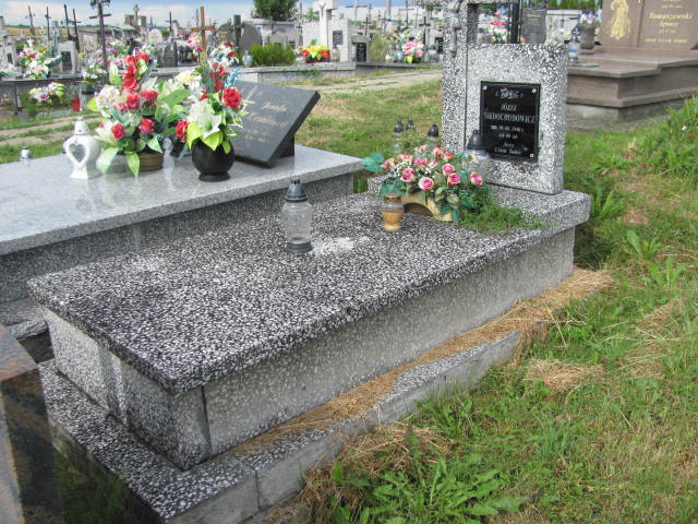 Grób Józef Niedochowicz