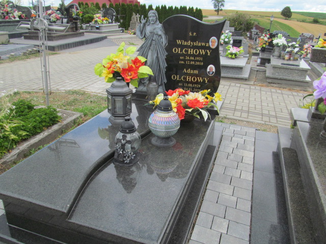 Grób Adam Olchowy